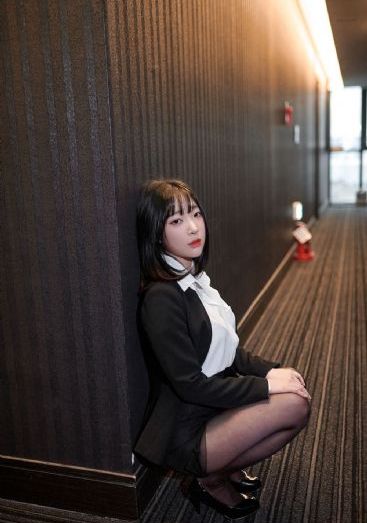年轻的姐姐在线播放_超清电影完整版