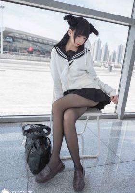 厨房掀开馊了裙子挺进_免费观看完整版下载