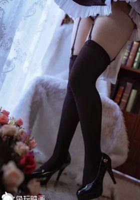 《情不自禁》叶玉卿在线_蓝光电影全集观看